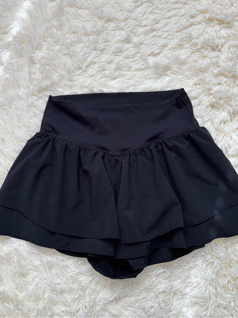 OFFLINE by Aerie Real Me Flowy Shorts Black Tiered Ruffle Women’s L